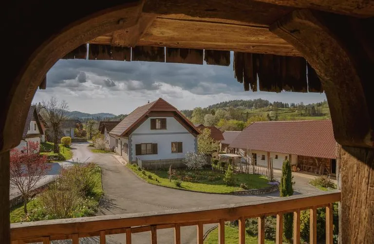 House of Culture and Nature - Hiša Kulture in Nature - Image 1