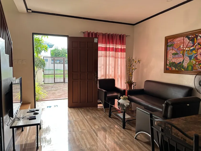 Explore Batangas: Comfortable Town House (B) - Image 1