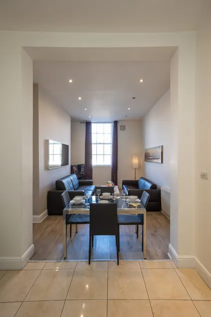 Temple Bar Spacious 3 bedroom apartment River view - Image 1