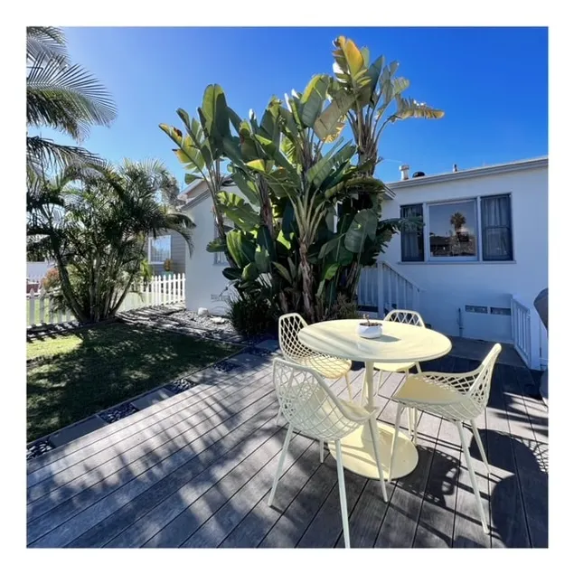 You'll love this relaxing Solana Beach Bungalow! - Image 1