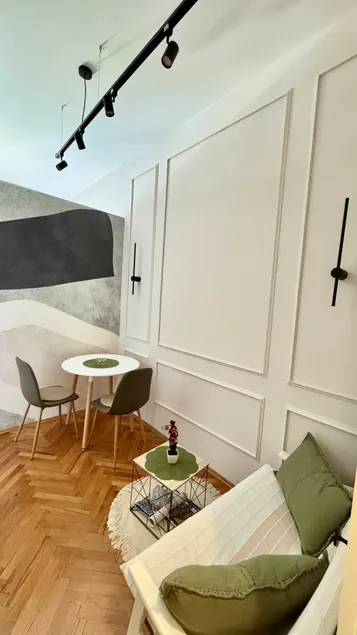 Studio Apartment Greis - Image 1