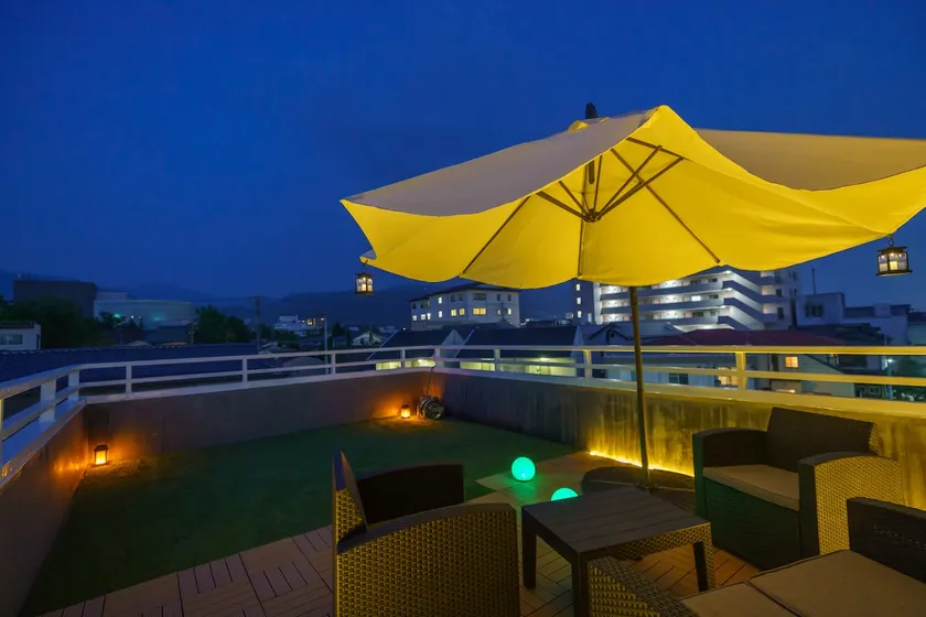 Rooftop terrace [BBQ available] 1 group only Matsumoto Castle 15 min walk Spacious living room - Image 1