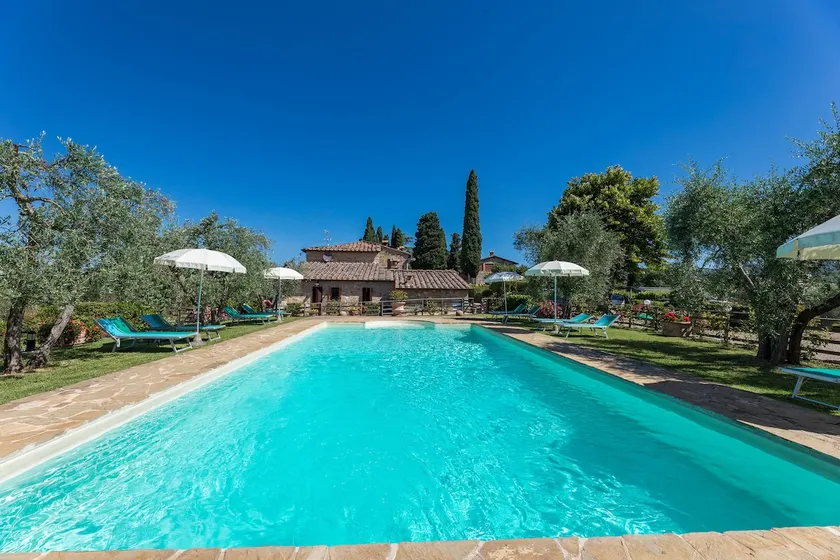 Farmhouse in Chianti - Image 1