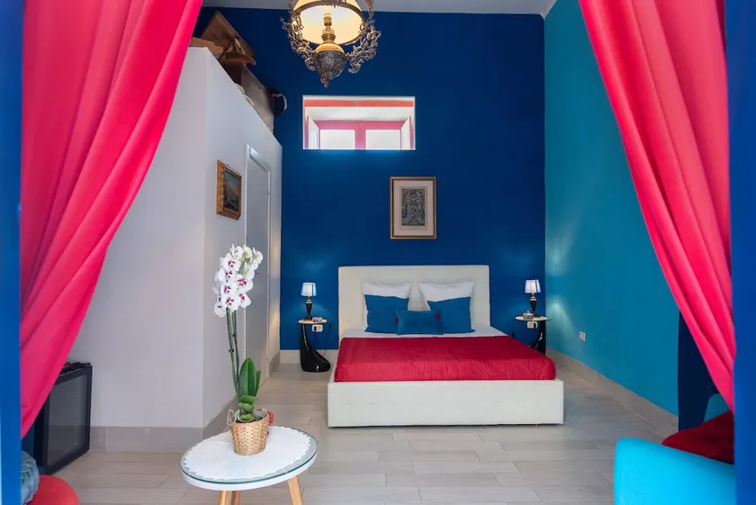 Napoli Suite - Image 1