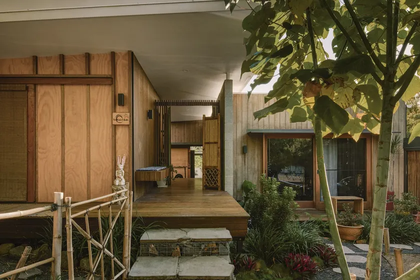 Tranquil Yeronga Retreat - Image 1