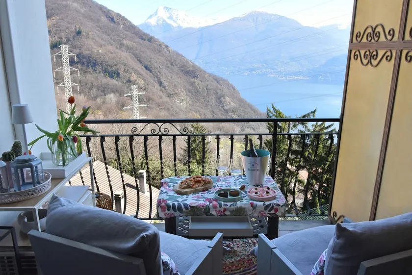 Como Lake apartment near Menaggio - Image 1