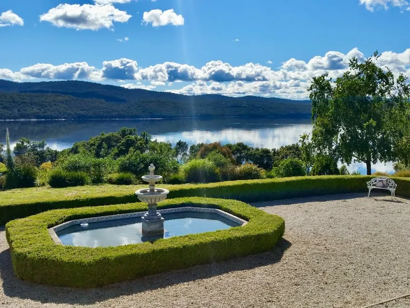 Tamar Valley Wine Route - Pointe Rapidé Estate & Vineyard - Image 1