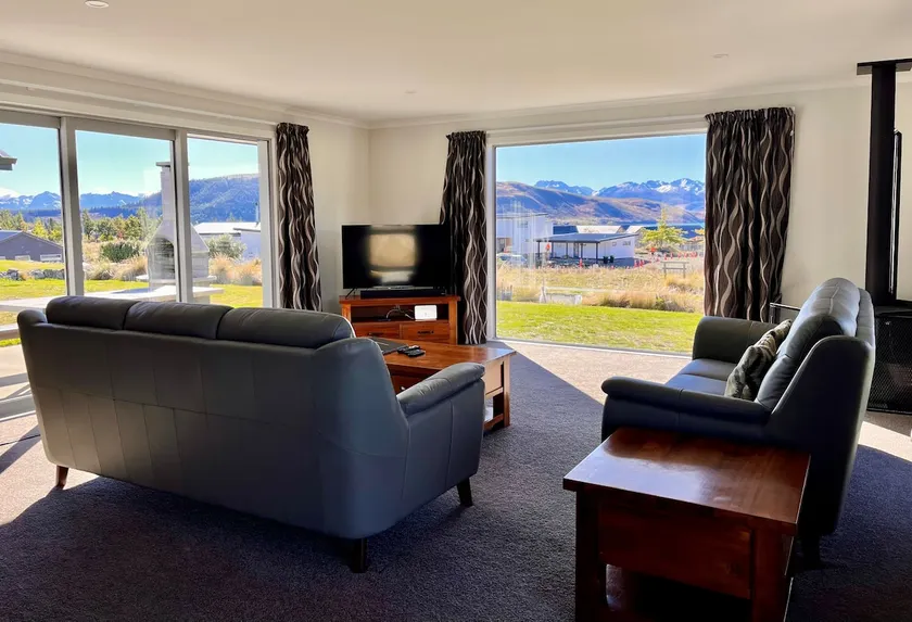 Majestic View - Lake Tekapo - Image 1