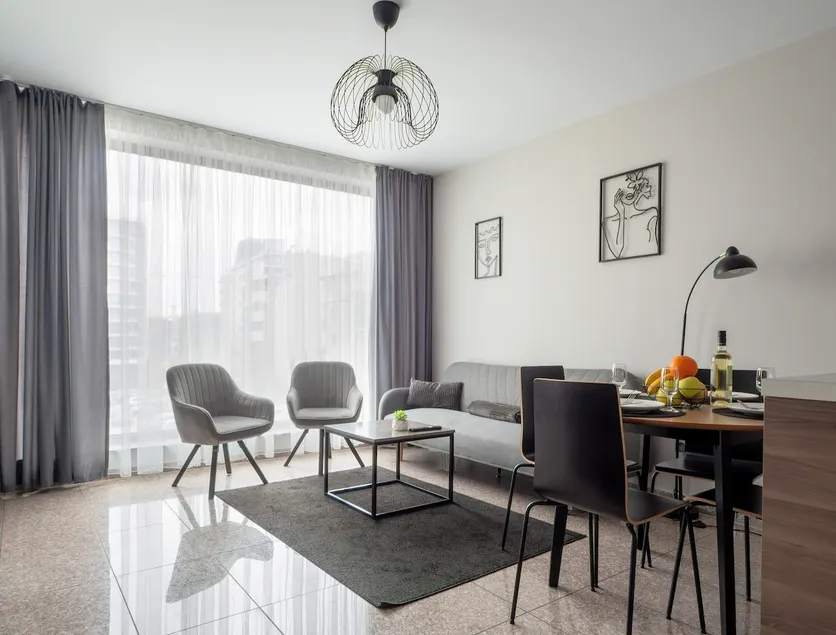 Modern Apartment with Parking next to Bulgaria Mall - Image 1