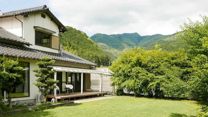 Akizuki Hotaru Garden - Image 1