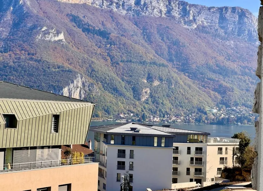 The small marquisate near the lake - Image 1