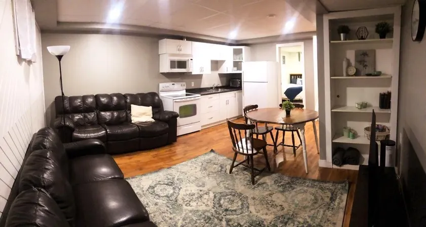 Private Guest Suite - Image 1