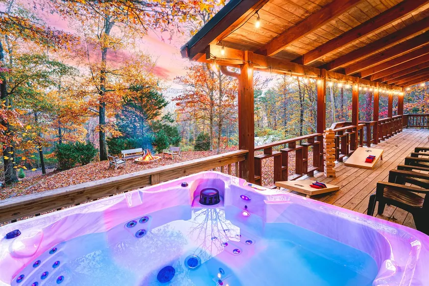 Hillside Haven | Luxe Hot Tub | Cornhole | Jenga - Image 1