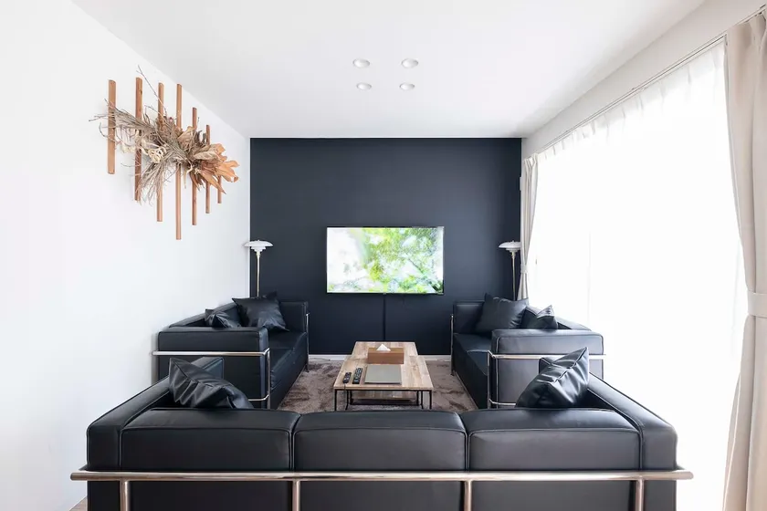 600 m from Asahikawa Station, the gourmet town. A 2-bedroom designer apartment | 1 free parking space, family-friendly apartment. - Image 1