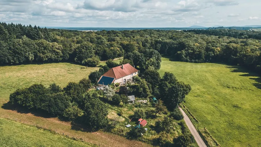 near Arbois & Poligny flat 4 p 120 m2 - Image 1