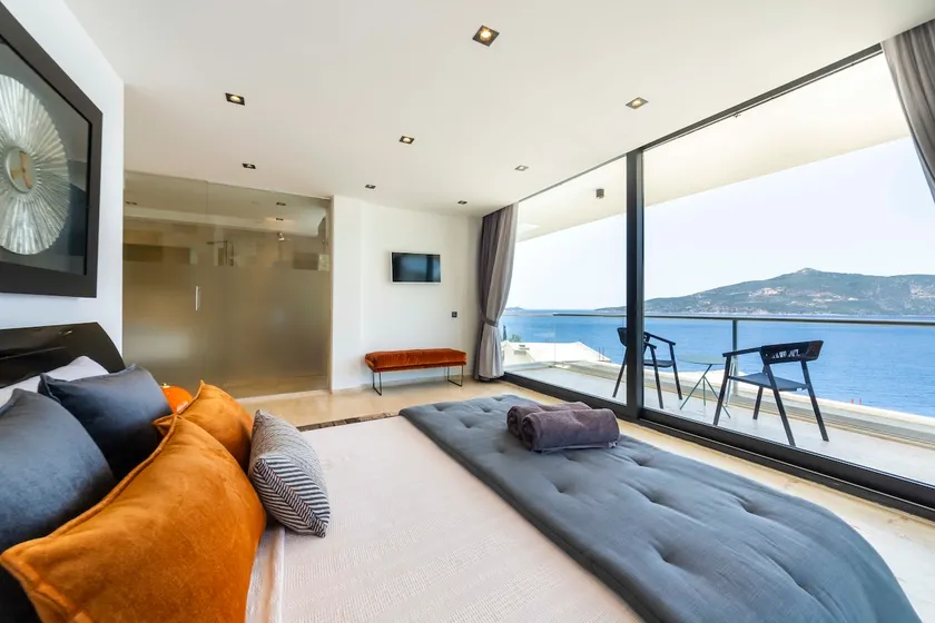 Villa indipendente di lusso con 5 camere da letto e piscina privata a Kisla Kalkan - Image 1