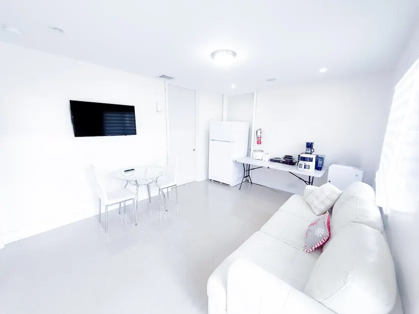 Miami duplex 2 - Image 1