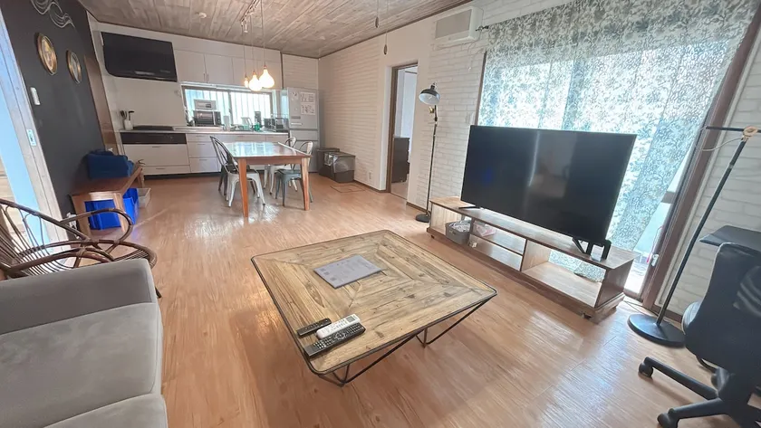 [Discount for consecutive nights] Pets OK, Miyagi Coast is a 20-second walk, American Village is an 8-minute drive, maximum 9 people - Image 1