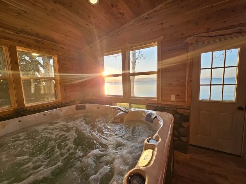 Waterfront Green Bay/Door County 3BR - Image 1