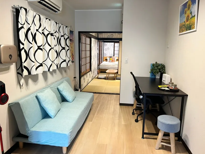 A hideaway in downtown Tokyo, direct access to Asakusa & Skytree, 6-minute walk from Keisei Tateishi Station, family apartment 2f - Image 1