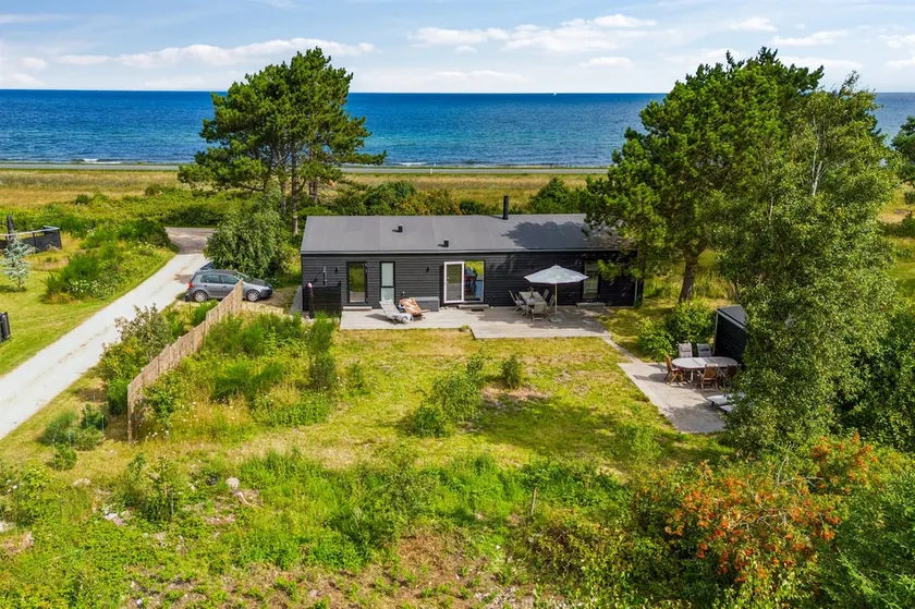 New cottage with ocean view - Image 1