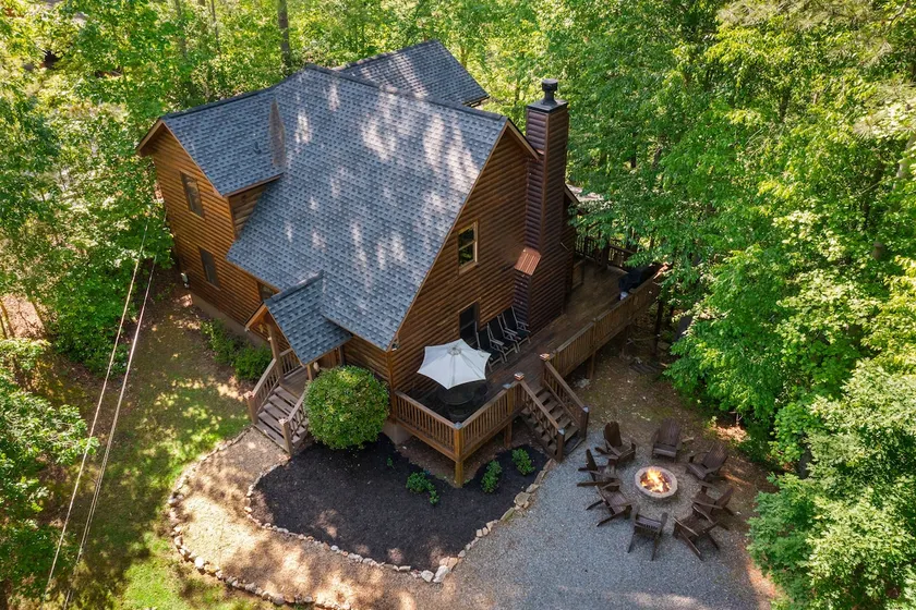 River View + Fire Pit + Hot Tub +Pool Table - Image 1