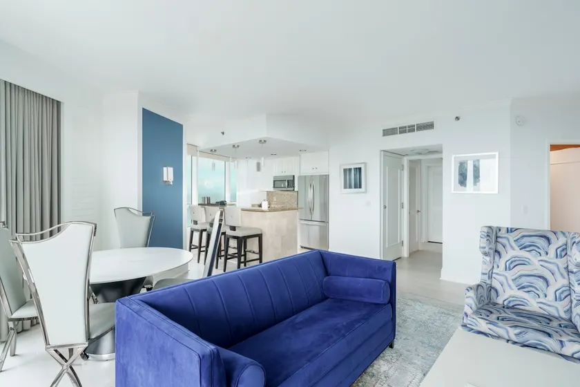 Fontainebleau Hotel 30th Floor 3 bedroom/5 Bathroom (3 unit suite) - Image 1