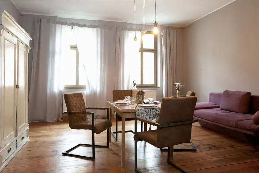 Avancers - homelike living - Image 1