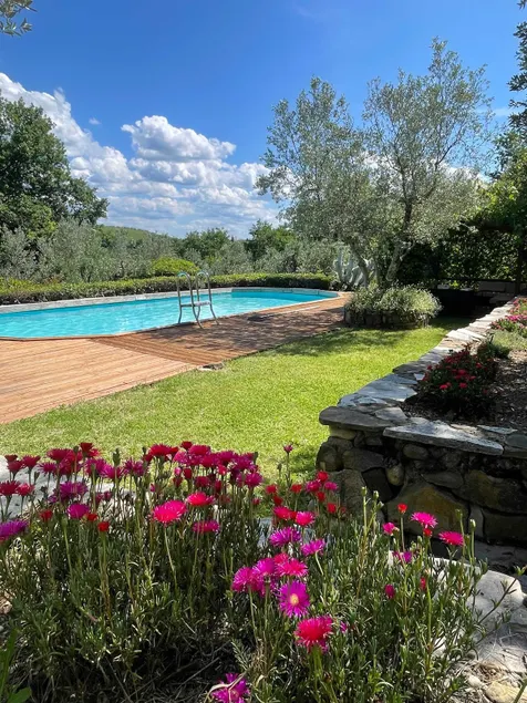 Tuscan Farmhouse with Pool in the Chianti - Image 1