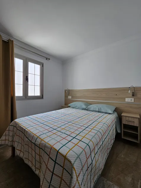 Arinaga Beach Apartment - Image 1