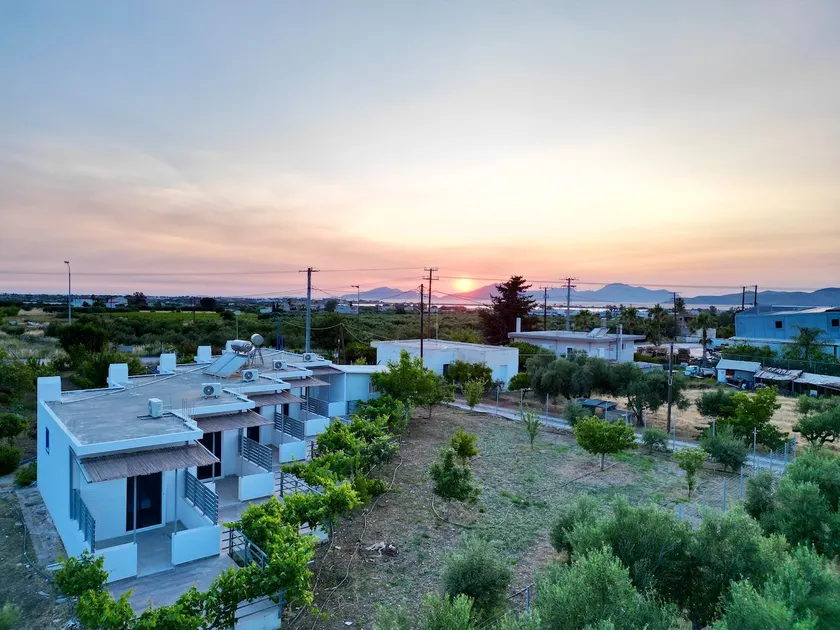 Cozy Apt w/ garden near the Beach - El Greco No. 2 - Image 1