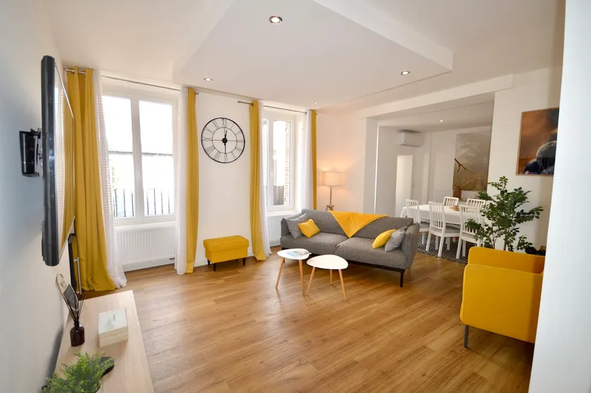 Épernay Prestige, 4-star apartment with terrace - Image 1