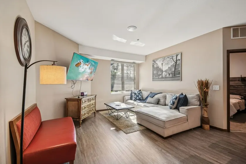 2 Bedroom Suite - Pet Friendly - Image 1