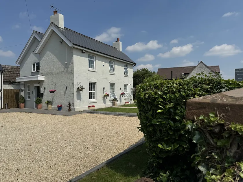 Granary Villa - Image 1