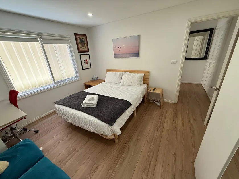 Private Studio near beach and shops - Image 1
