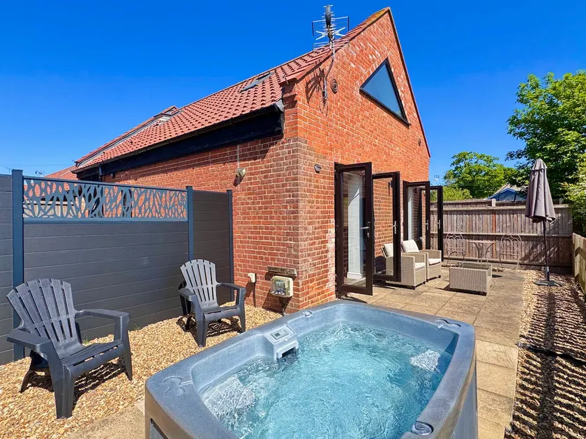 Brick Kiln Barns - Image 1