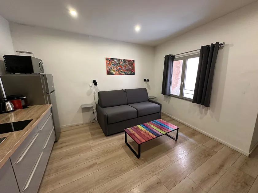 2 rooms Hyper Centre Equipped and Comfortable Toulon - Image 1
