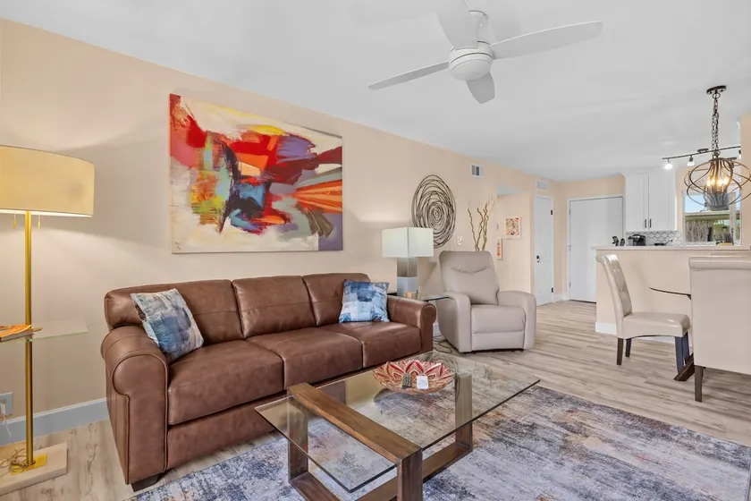 Stylish Old Town Scottsdale Condo| Pool| Wifi - Image 1