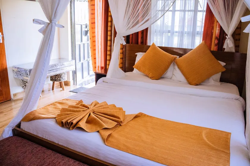 Villa (3) Del Sol: Lake Front. Queen bed. - Image 1