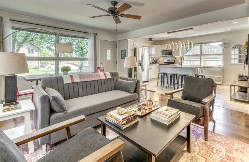 Stylish cozy Bungalow near beach and Nat'l Park - Image 1