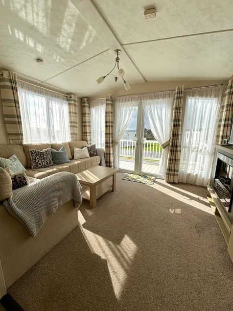 Family Holiday Accommodation - Image 1