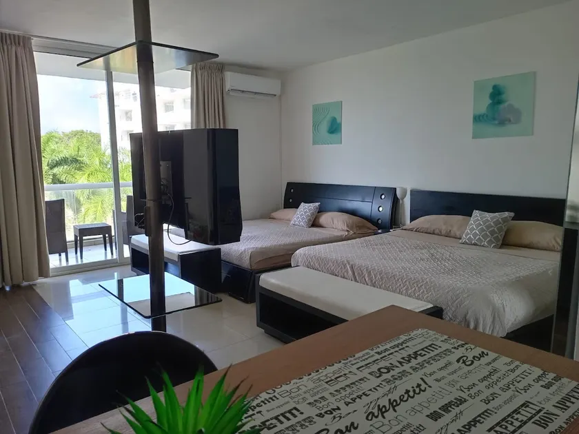 Playa Blanca Beach Rentals - Image 1