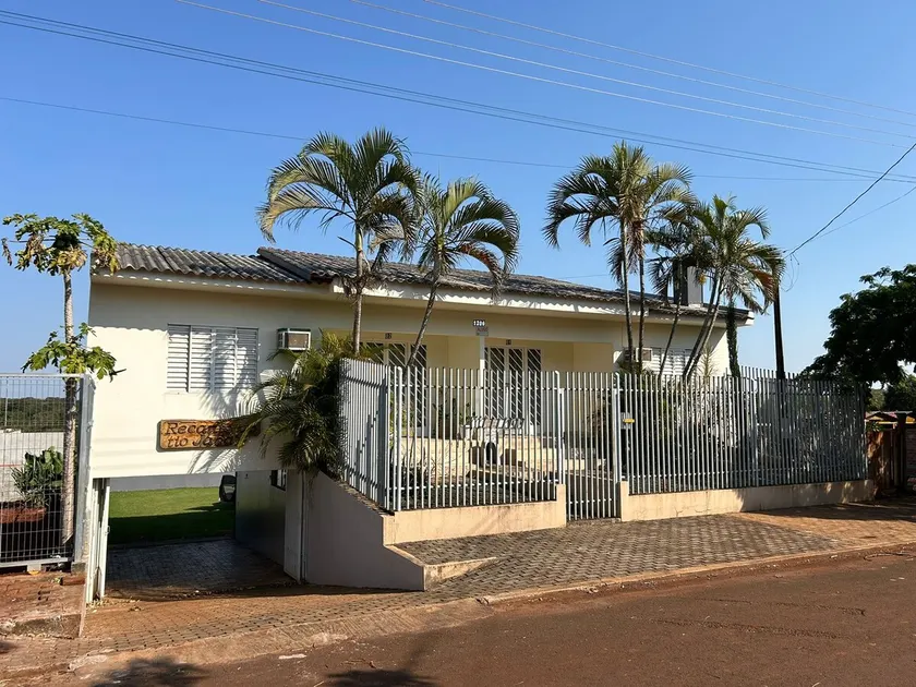 House in Itaipulândia with ballroom - Image 1