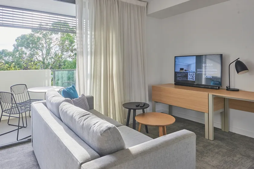 One Bedroom Apartment - Image 1