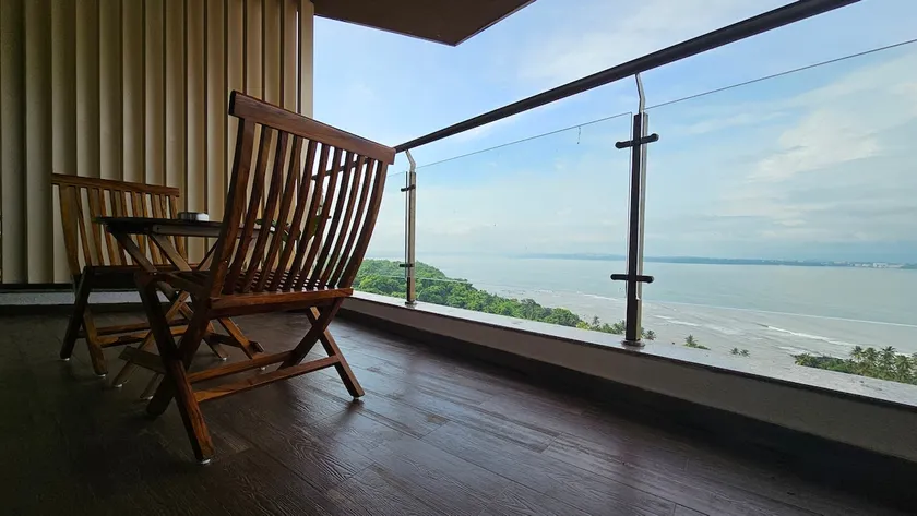 Stelliam's Sea facing 3bhk apartment in Dona Paula - Image 1