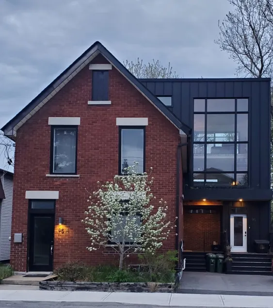 Little Brick House-2 Bedroom Private House - Image 1