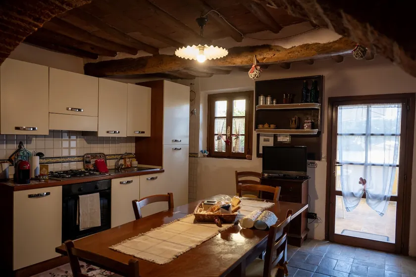 Rustic apartment with a great view - Image 1