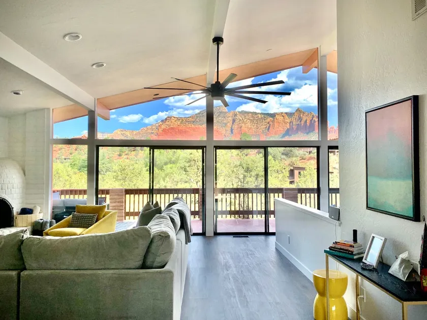 Big House, Big Views: Heated Pool & Hot Tub - Image 1