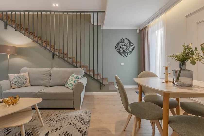 Dozsa Residence Three, split level apartment - Image 1