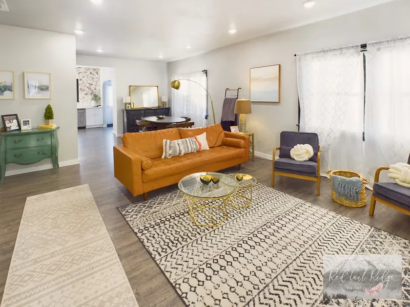 AC! Family Space-Retro Home in Historic Albany - Image 1